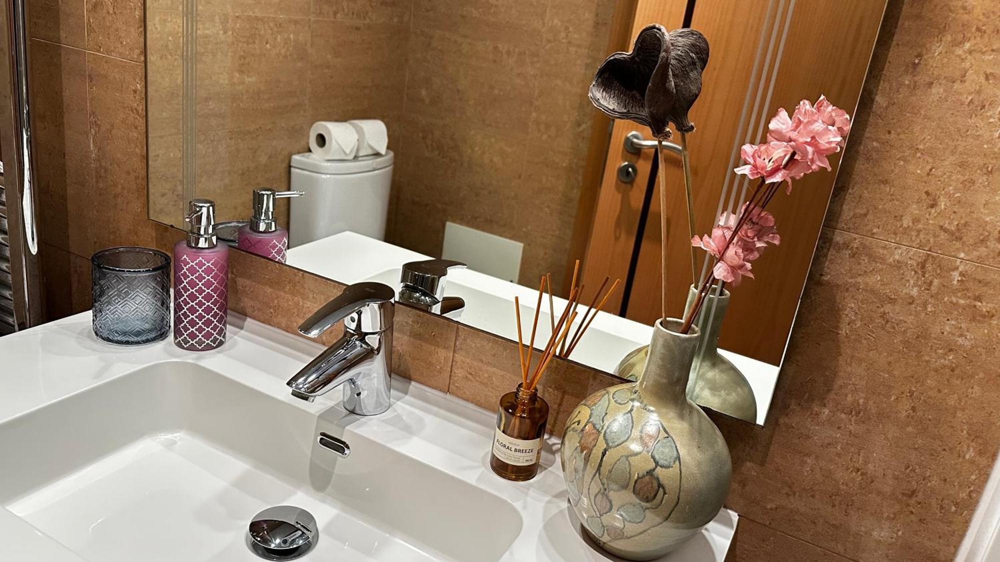 Charming Luz House - T2 Apartment With Jacuzzi تافيرا المظهر الخارجي الصورة